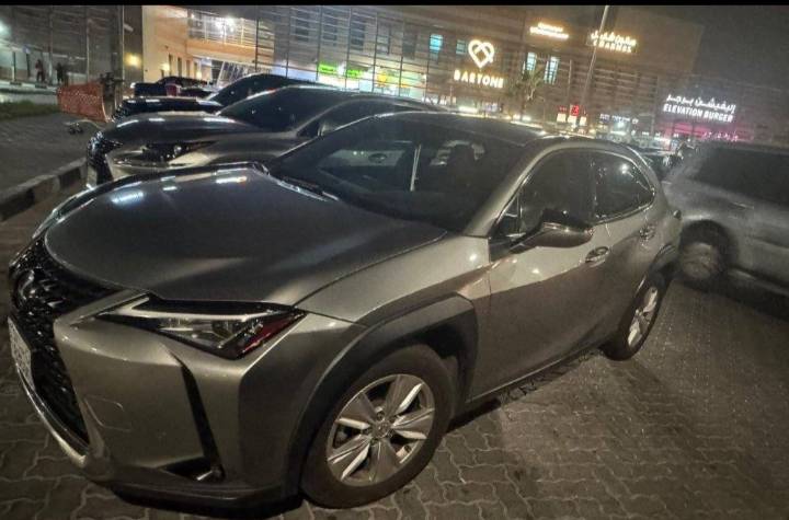 لكزس 2019 UX للبيع 