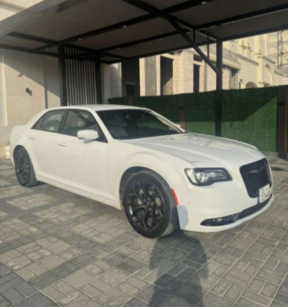  كرايزلر S) C300) للبيع 