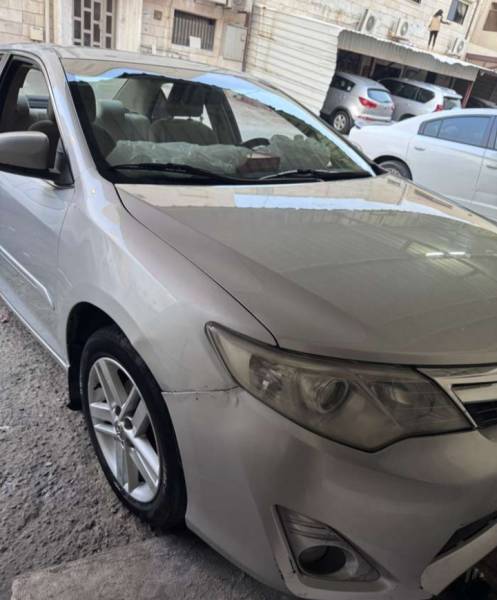 تويوتا كامري 2014 للبيع 