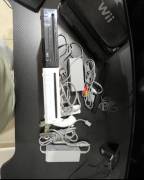 Wii 2 devices للبيع 