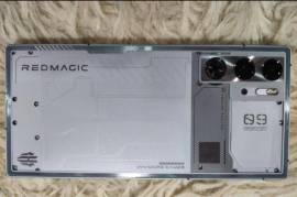 RED MAGIC 9PRO للبيع 